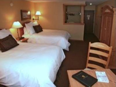 Lodge Huntley At *